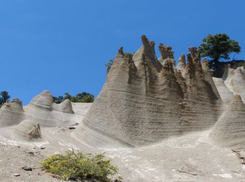 Conoce el paisaje lunar en los Escurriales, Sevilla: Descubre el sendero circular que todos deben recorrer