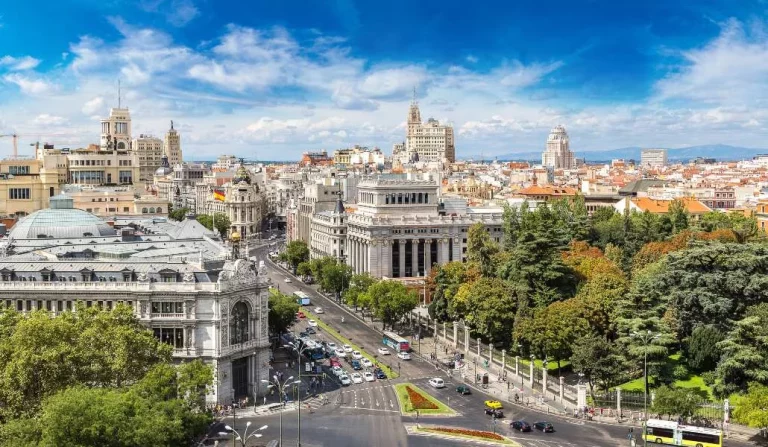 Explora Madrid: 5 joyas turísticas imperdibles en la capital española