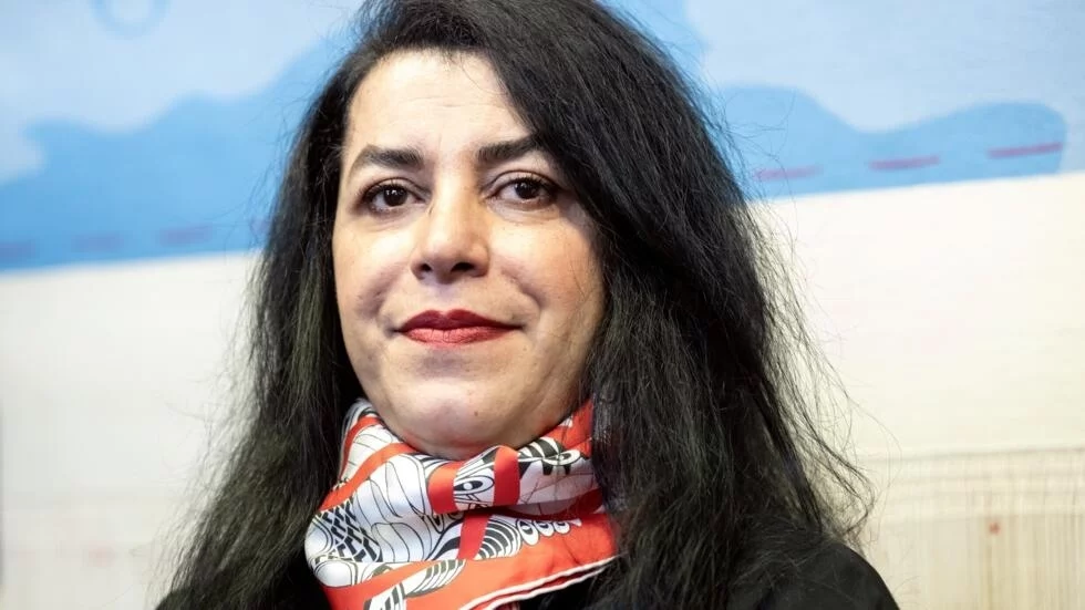 La historia de Marjane Satrapi, la refugiada iraní ganadora del premio Princesa de Asturias 2024 1 Marjane Satrapi Persépolis Princesa de Asturias