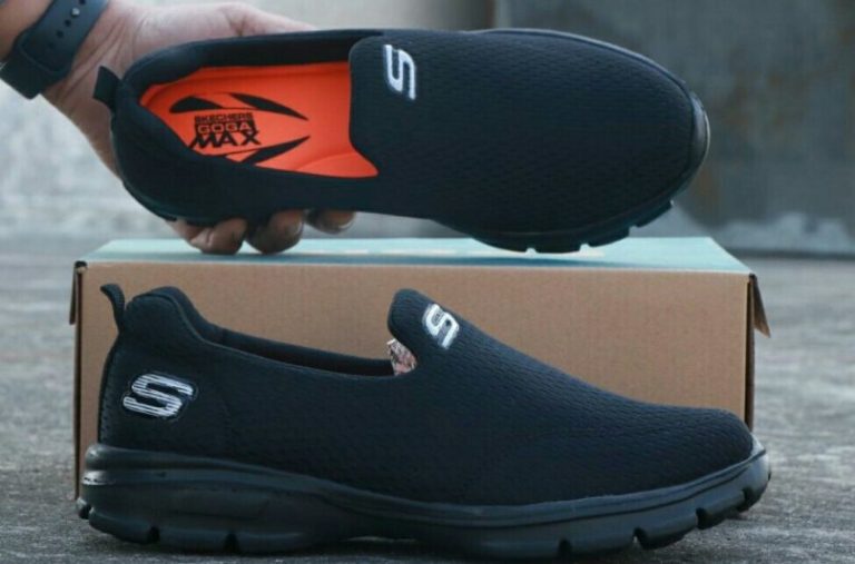 Ni de Adidas ni de Nike: las zapatillas deportivas más cómodas para trabajar son estas de Skechers