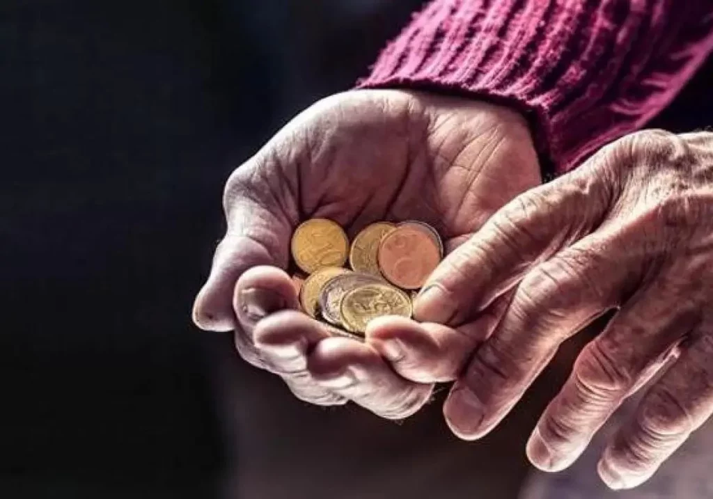 Cuánto es el dinero máximo que puedes cobrar al jubilarte en España 104 Pensión máxima de jubilación en España - actualización anual