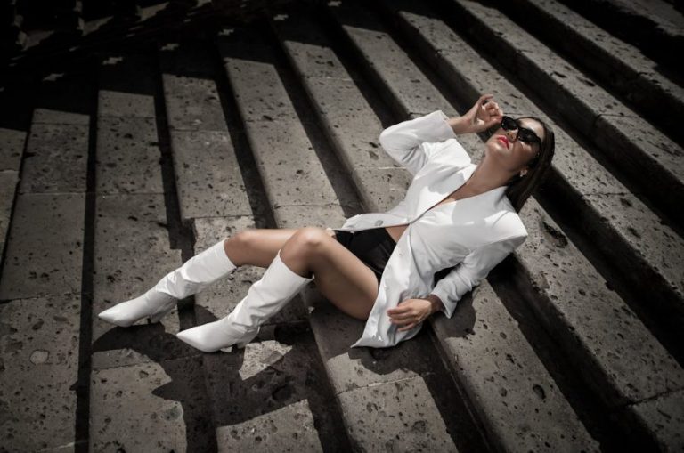 Pisa fuerte en primavera con estas 8 botas altas de influencers de Parfois, Bershka, Pull&Bear y Zara