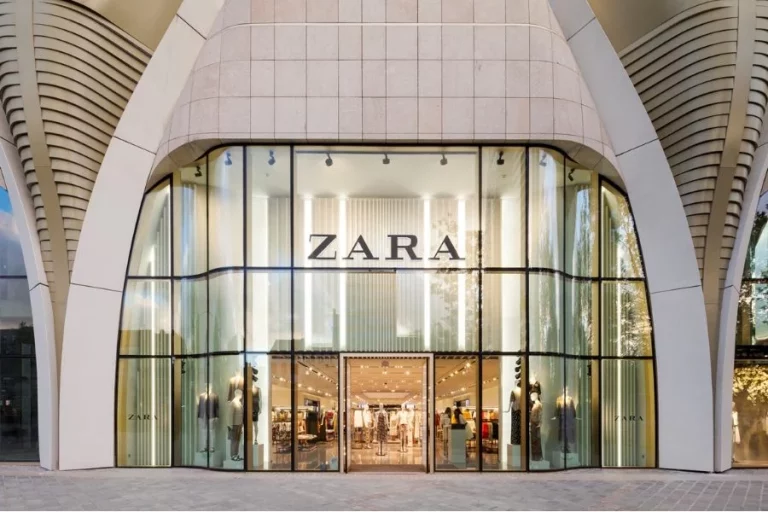 ¡Por fin! Zara rebaja 10 euros la falda pantalón más buscada del año