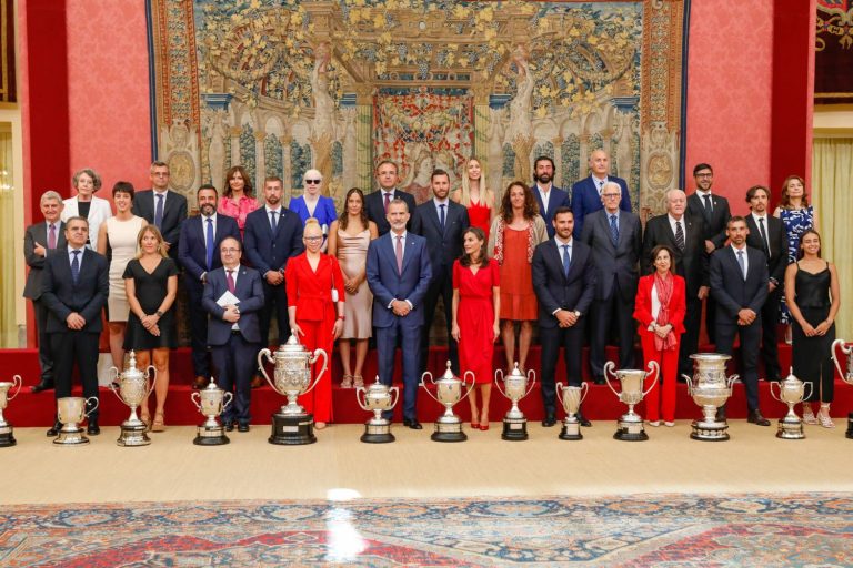 Los Reyes Felipe y Letizia entregan a Carlos Alcaraz y Susana Rodríguez los Premios Nacionales del Deporte