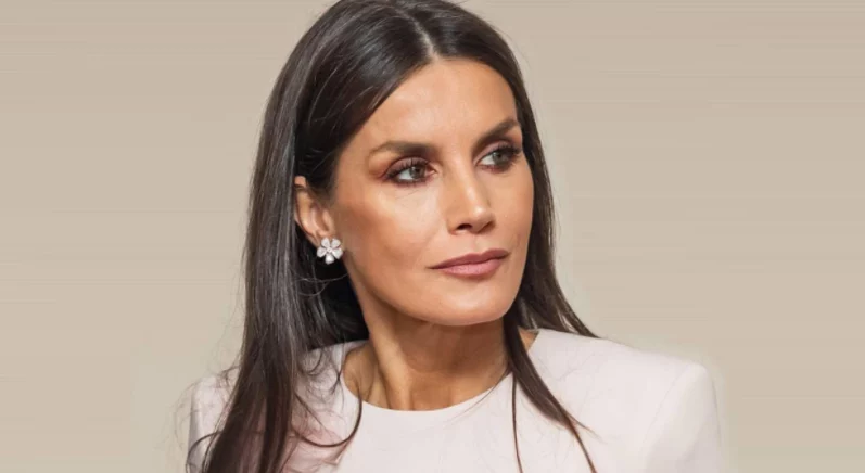 La rumoreada infidelidad de Letizia trae a uno de sus mayores enemigos a España