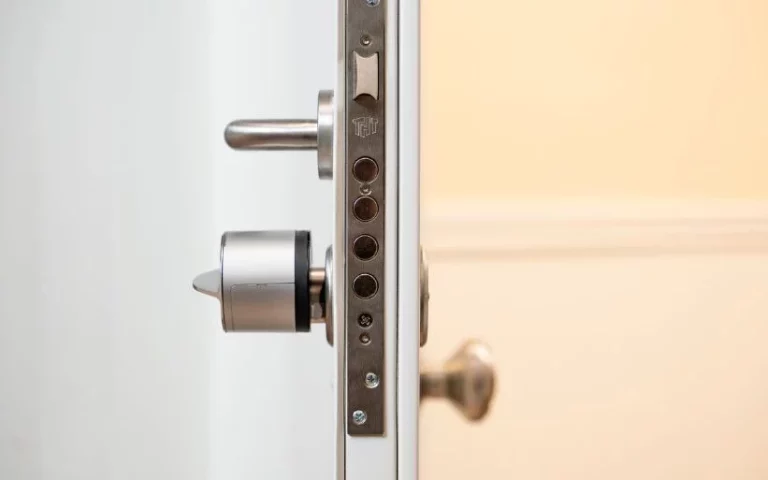 Securitas Direct lanza la primera alarma con cerradura inteligente de España