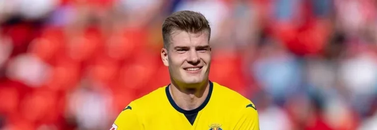 Sorloth saca los colores al director deportivo de la Real Sociedad Sorloth saca los colores al director deportivo de la Real Sociedad