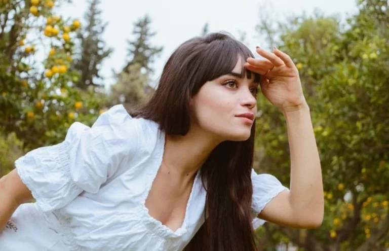 Stradivarius: camisa a rayas, pantalones leopardo y otros 8 imprescindibles de la nueva colección