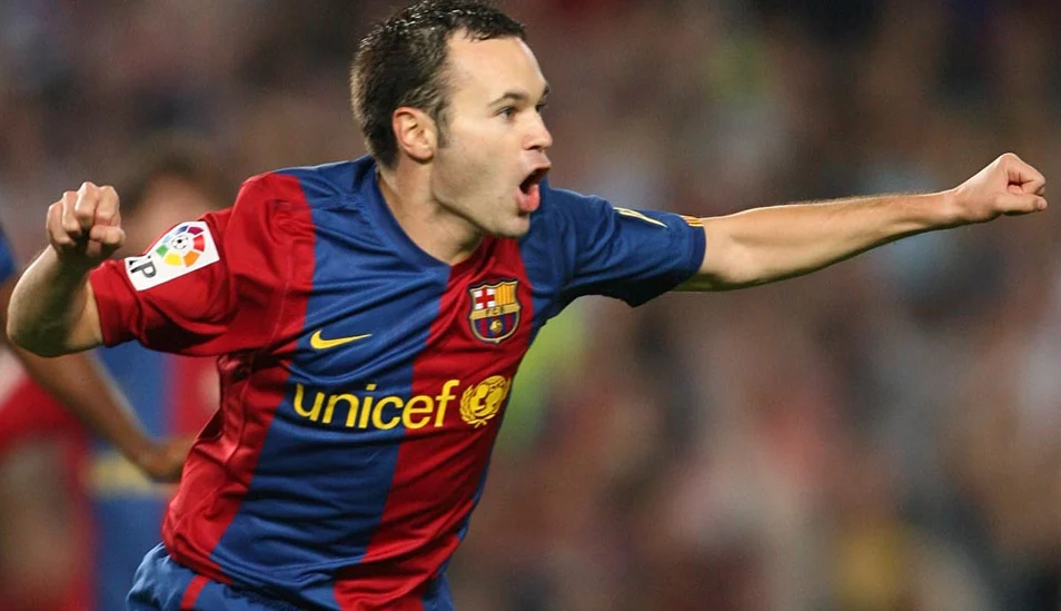 Qué fue de Andrés Iniesta: De darle un mundial a España a volcarse al rubro empresarial 1 Asentamiento de Andrés Iniesta en Barcelona y el mundo a sus pies