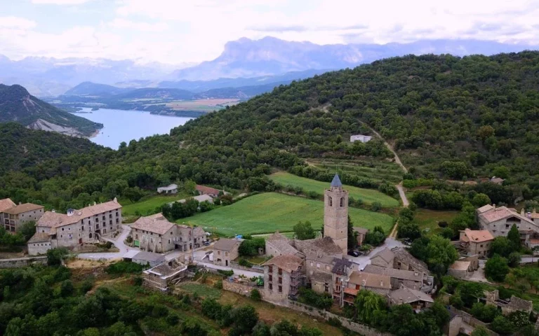 Un pueblo español te da casa, comida y 1.400 euros de sueldo si quieres trabajar allí