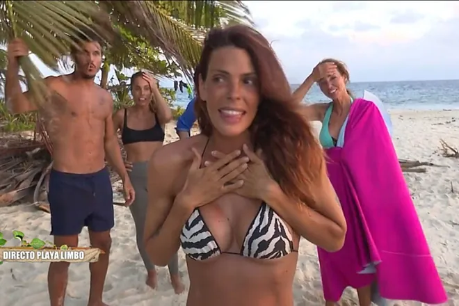 Un descuido con el bikini de una concursante de 'Supervivientes', lo más comentado en redes