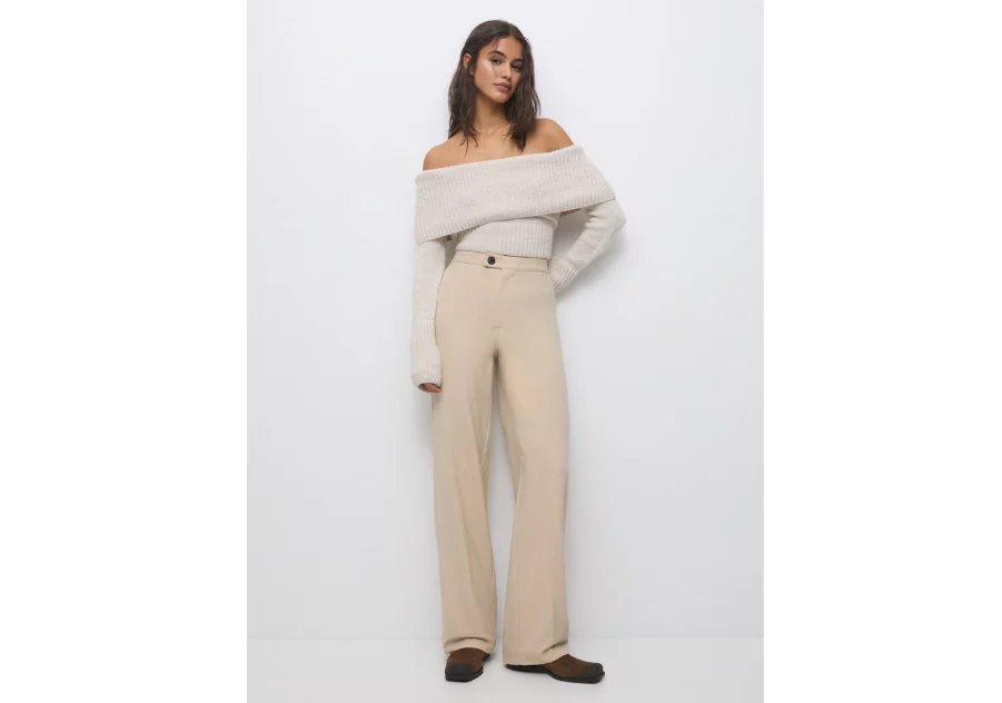 Zara y PullBear compiten con los mejores pantalones para las chicas bajitas