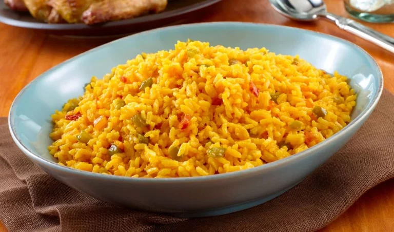 Cómo hacer el mejor arroz amarillo: receta rápida de un plato de cuchara o tenedor