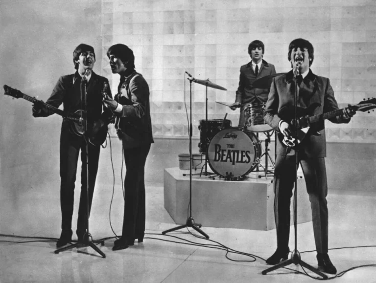 Por qué los científicos no paran de citar canciones de los Beatles, según un estudio