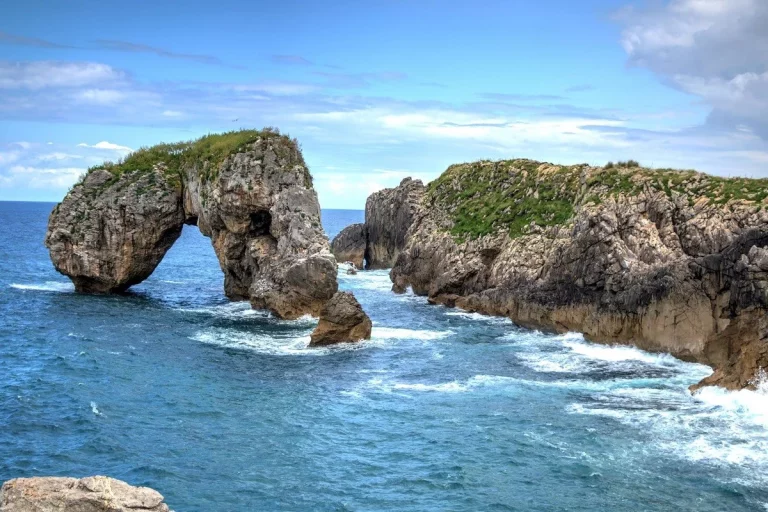 Conoce Castro de las Gaviotas: El lugar más romántico de Asturias que te encantará