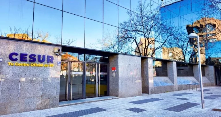 Cesur y Digiltea se unen para crear un nuevo centro oficial de FP especializado en emergencias sanitarias y protección civil