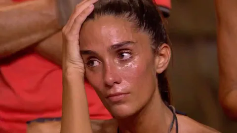 'Supervivientes': Claudia se viene abajo y tiene que ser atendida de urgencia