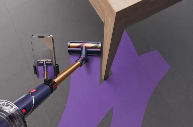 Una aspiradora Dyson te lleva al futuro con realidad aumentada