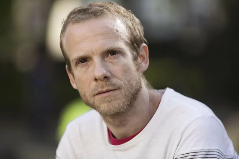 Qué fue de Fernando Ramallo: De actuaciones dignas de un Premio Goya a vivir del teatro amateur