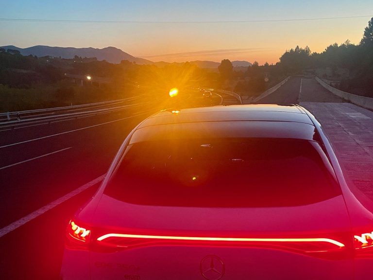 Luz de emergencia conectada LEDONE, un dispositivo de seguridad vial para reducir el riesgo de atropellos