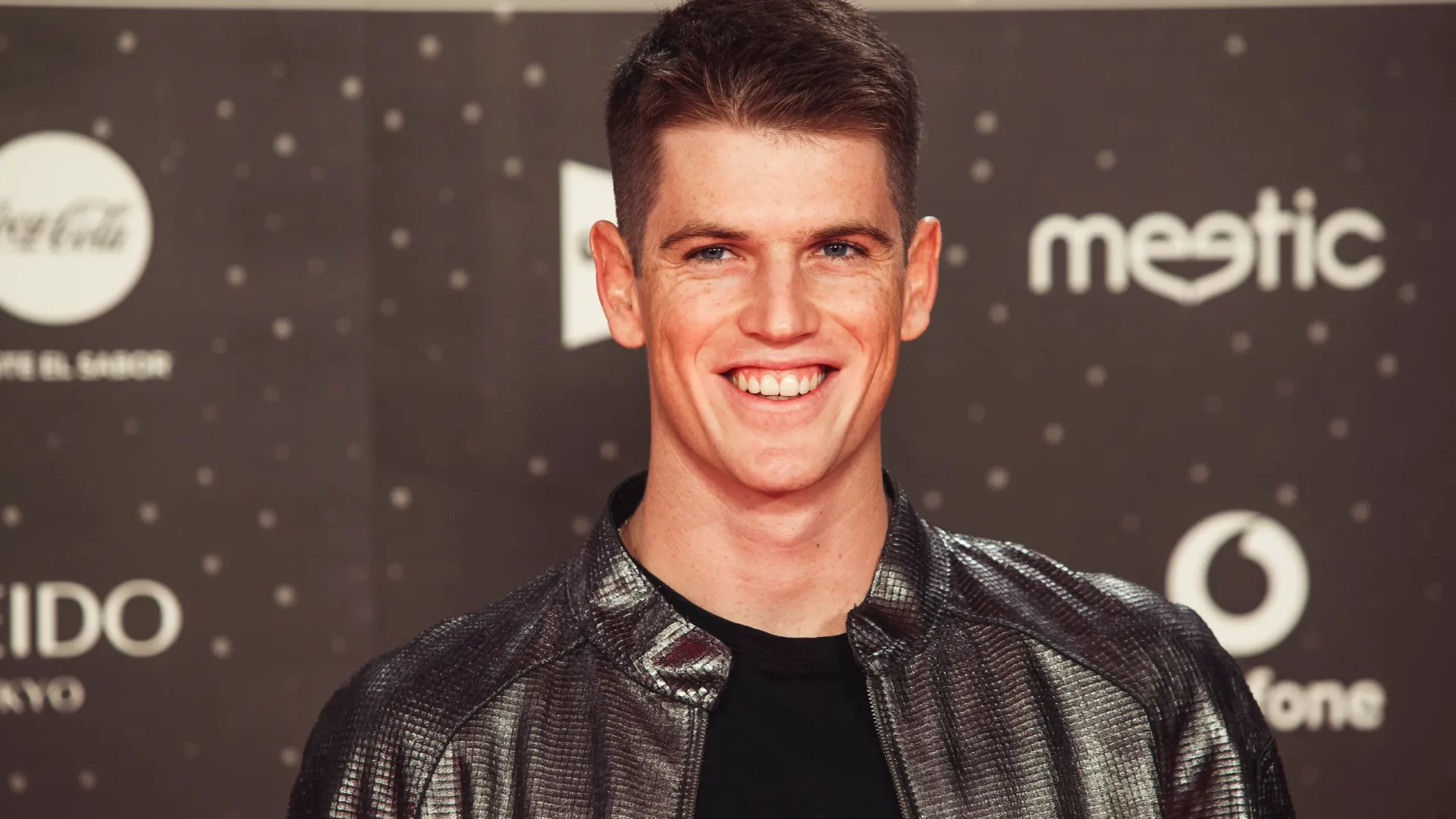 El salto de Miguel Bernardeu: De brillar en la serie Elite a encarnar al mítico Zorro