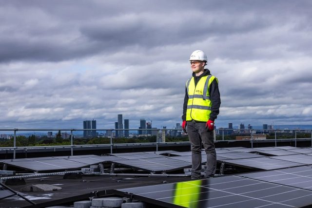 Cómo elegir una empresa de confianza para instalar placas solares: claves para una inversión segura y sostenible