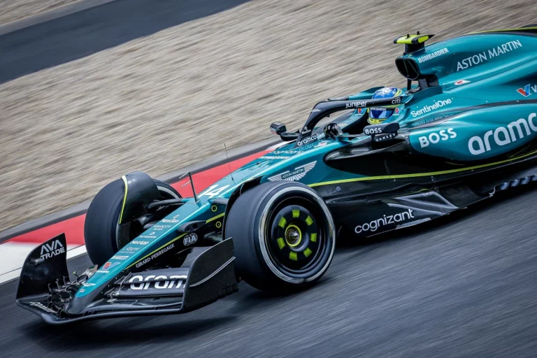 El triple plan de Aston Martin para lanzar de una vez a Fernando Alonso