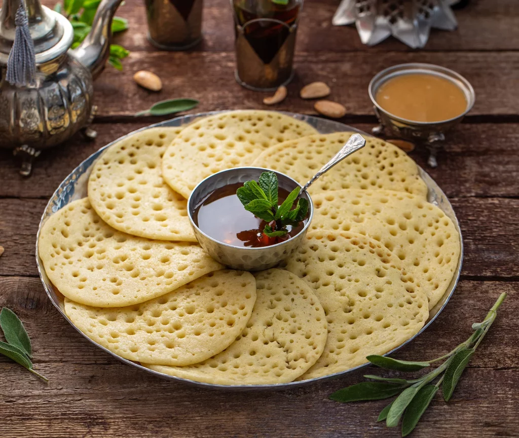 Cómo preparar deliciosos Baghrir, los crepes con mil agujeros de Marruecos listos en minutos 1 receta marroqui