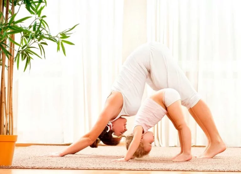 Cómo y para qué es el yoga para bebés
