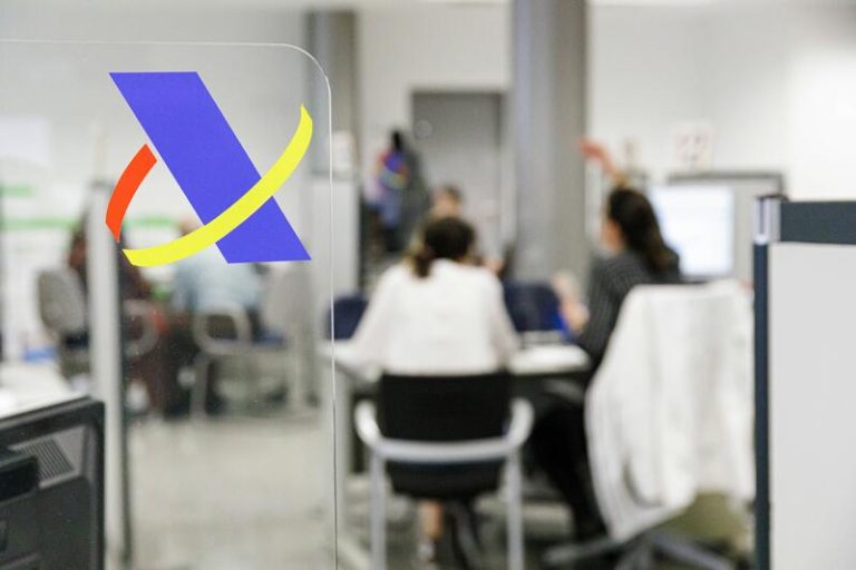 Sindicatos se movilizan para lograr mejoras laborales y salariales en la Agencia Tributaria