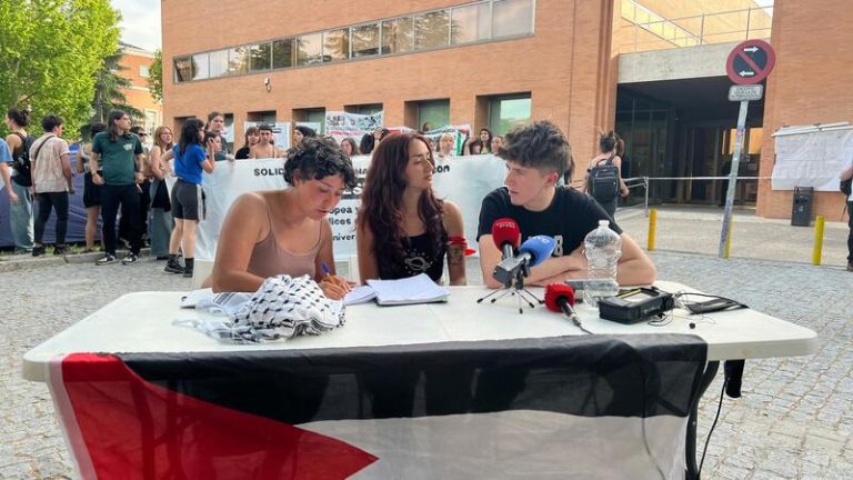 Las acampadas de estudiantes seguirán ante las 