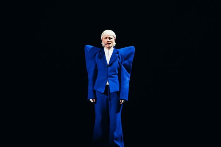 Eurovisión descalifica a Países Bajos por 