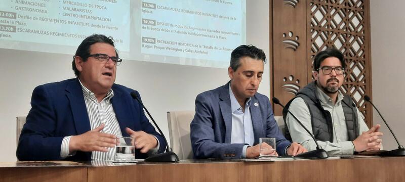 Unos 160 recreadores y un millar de figurantes rememoran La Batalla de La Albuera en Badajoz