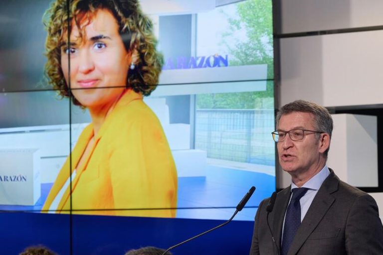 Feijóo pide a Sánchez dejarse de 