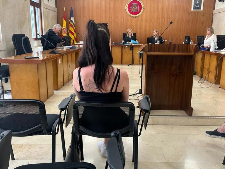 Condena de dos años y medio de cárcel para una mujer por explotar a una menor en una plataforma de vídeos sexuales