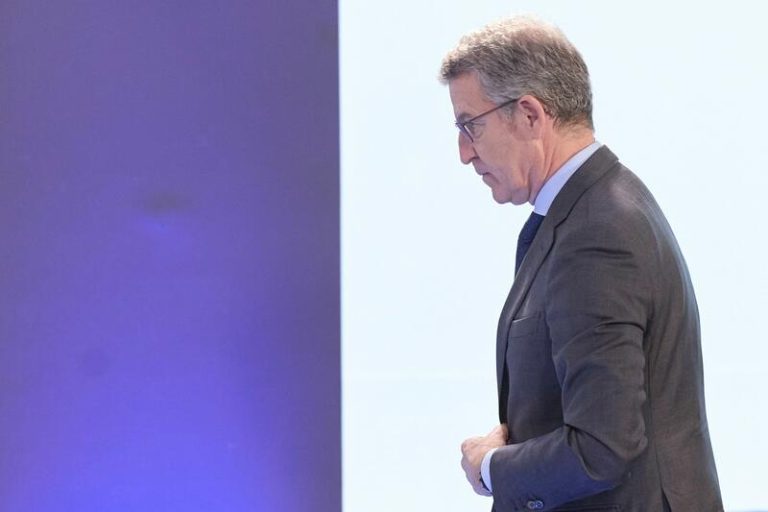 Feijóo aborda con la Real Academia de Historia cómo dotar de contenidos 