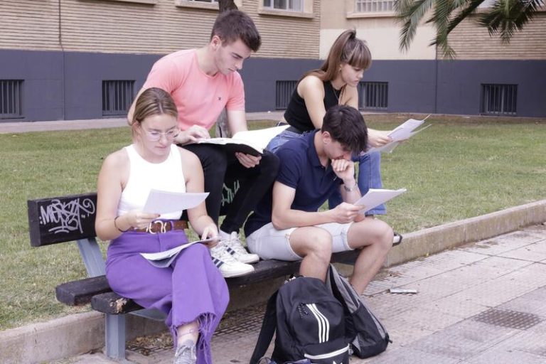 Un total de 6.877 estudiantes aragoneses inician la Evaluación para el Acceso a la Universidad (EBAU) el próximo martes