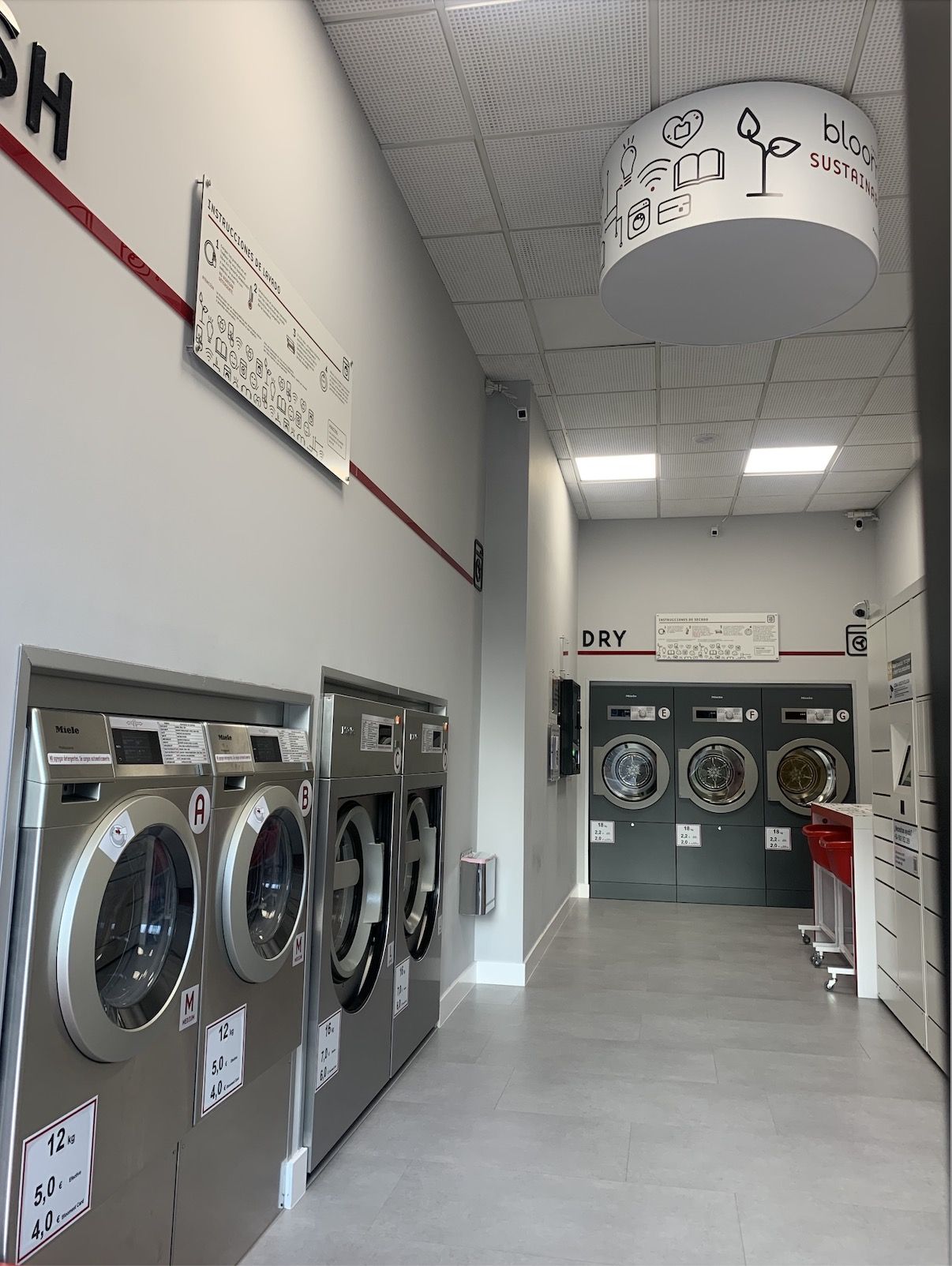 Miele abre una lavandería autoservicio en Carabanchel 1 2 nombredelatienda interior 1 1