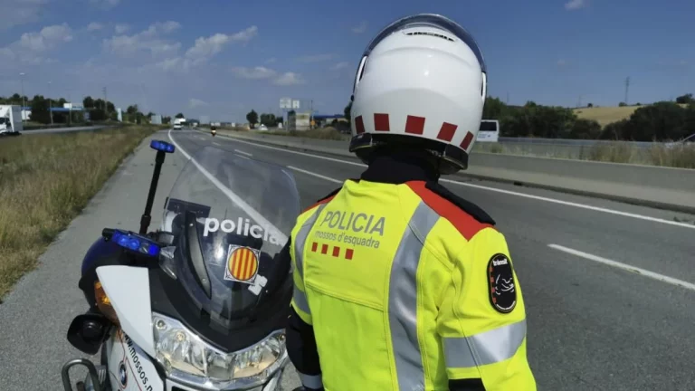 La DGT avisa de robos en esta carretera como te pares sin echar el cierre