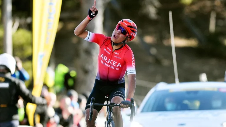 La despedida de Nairo Quintana: pasillo de honor en el Giro de Emilia que emociona en redes