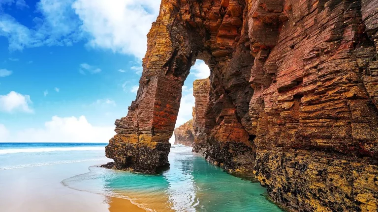 7 destinos de España que debes visitar al menos una vez en la vida 7 destinos de España que debes visitar al menos una vez en la vida