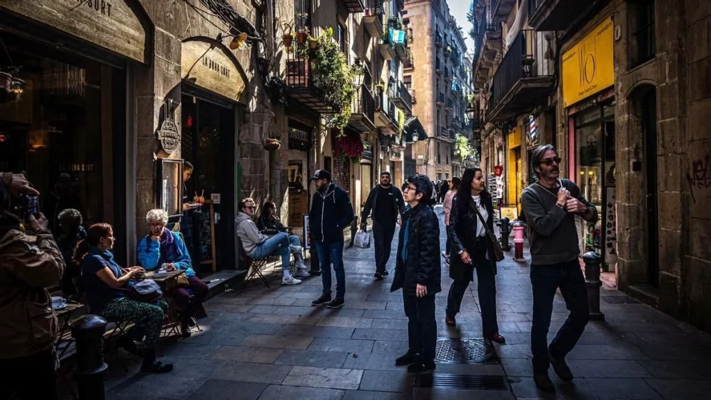 El capricho medieval con rincones para el recuerdo en el corazón de Barcelona 6 Arte, diseño y artesanía
