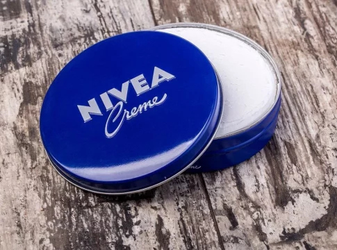 Cómo preparar la mascarilla de Nivea con miel Cómo preparar la mascarilla de Nivea con miel