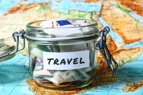 Consejos de viaje para presupuestos ajustados: cómo viajar sin gastar una fortuna en España Consejos de viaje para presupuestos ajustados: cómo viajar sin gastar una fortuna en España