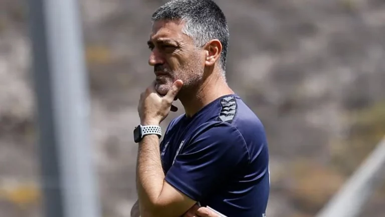 García Pimienta puede perder a un canterano del Sevilla FC: viene la Lazio con todo