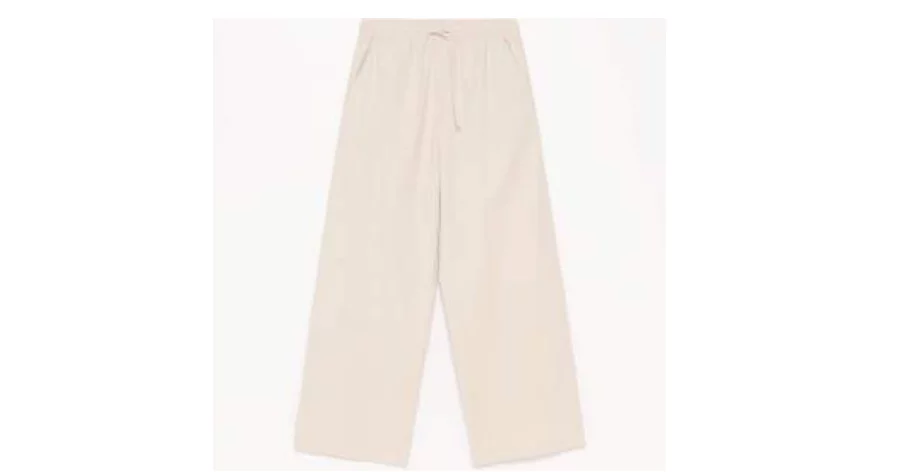 El mejor pantalón de lino de Lefties cuesta 12 euros y está en 6 colores diferentes