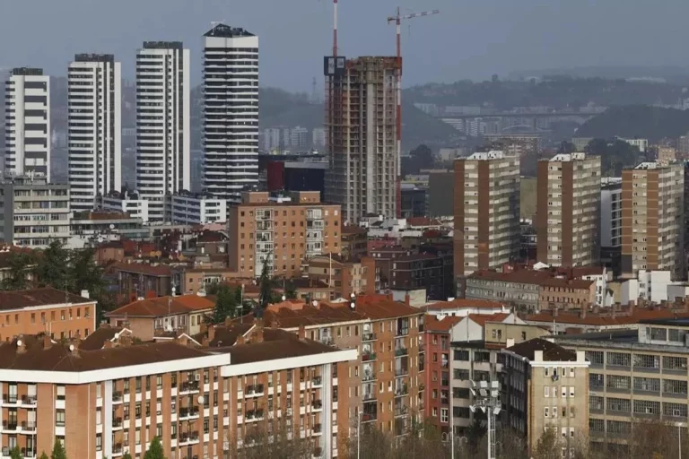 El revés de la 'Ley del Suelo' aparca las soluciones de la vivienda hasta después de las europeas