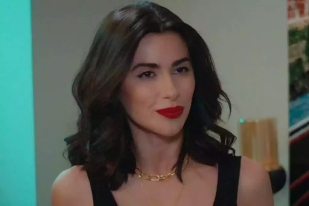 'Pecado Original': disparos, un muerto y un funeral en la telenovela turca de Antena 3 104 'Pecado Original': disparos, un muerto y un funeral en la telenovela turca de Antena 3