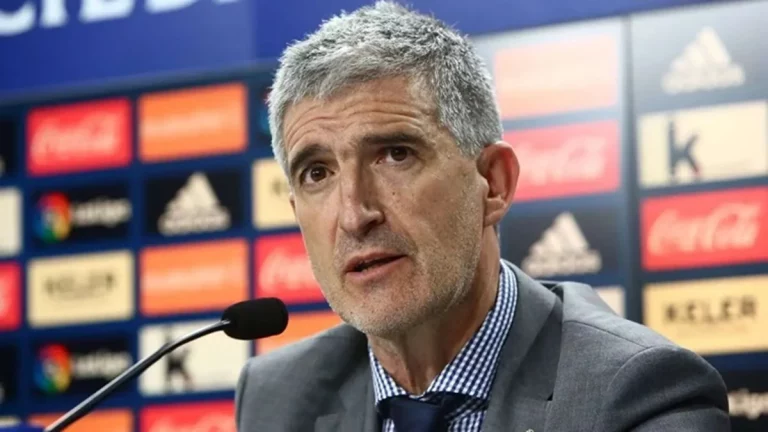 El fichaje fallido de Roberto Olabe retumba en la Real Sociedad
