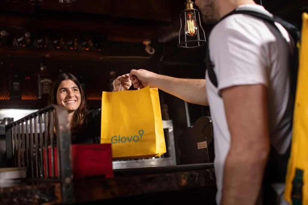 El final de las monodosis obliga a la hostelería a replantearse las estrategias en Glovo y Uber Eats 1 EuropaPress 5297502 reparto domicilio glovo 1